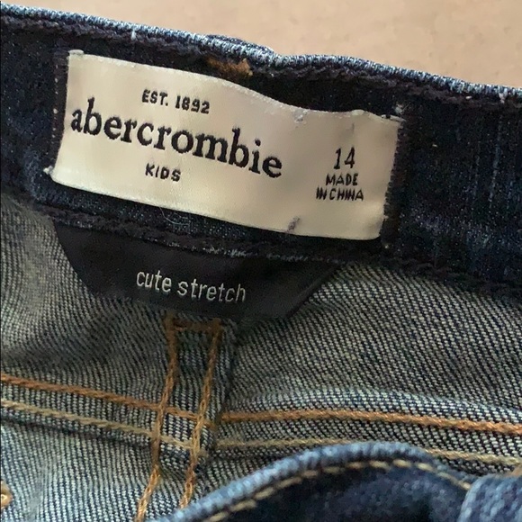 Kids shorts - Picture 3 of 3